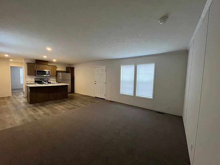 38000 Le Chateau Blvd #448 — Photo 8