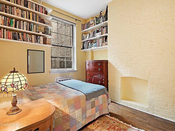4th image of 229 E 81st St APT S
