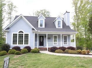 126 King Cres, Greenwood, SC 29649