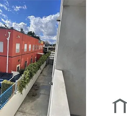 1 bed, 700 sqft, $2,200 — Photo 3