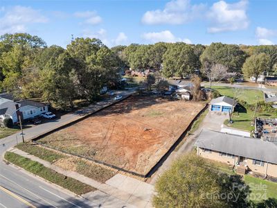325 N Hoskins Rd, Charlotte, NC, 28216