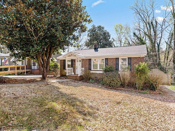 3rd image of 500 Glenn Rd