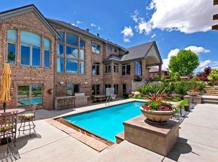 943 E Eaglewood Loop, North Salt Lake, UT 84054