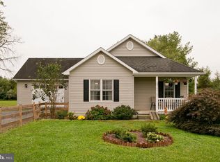 200 Woodbine Rd, Clear Brook, VA 22624