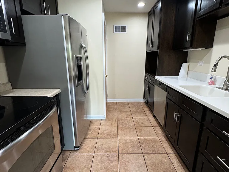 915 S Washington Ave — Photo 14