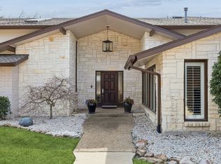 7040 Oakbluff Dr, Dallas, TX 75254