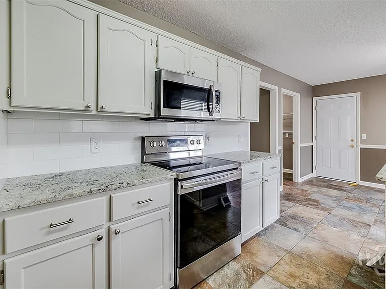 119 Mill Ct — Photo 13