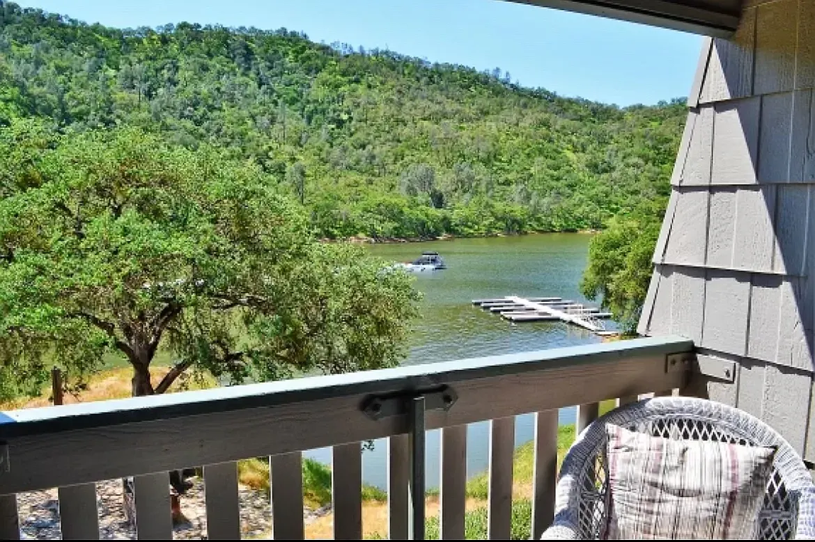 1 bed, 585 sqft, $1,895 — Photo 3