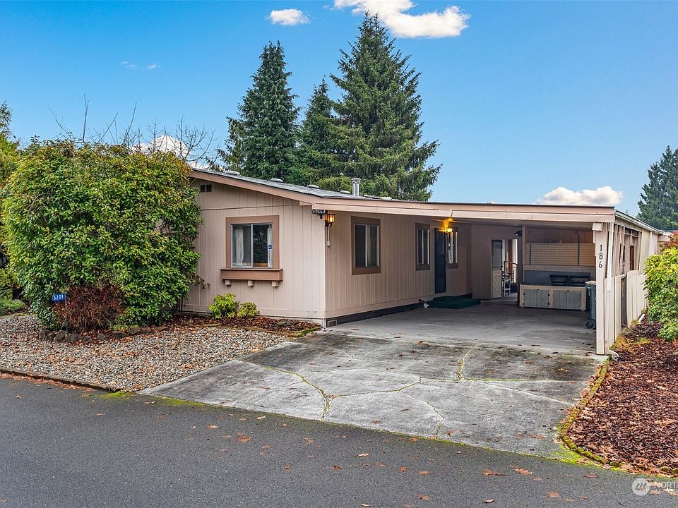1st image of 5208 Mountain Greens Lane SE
