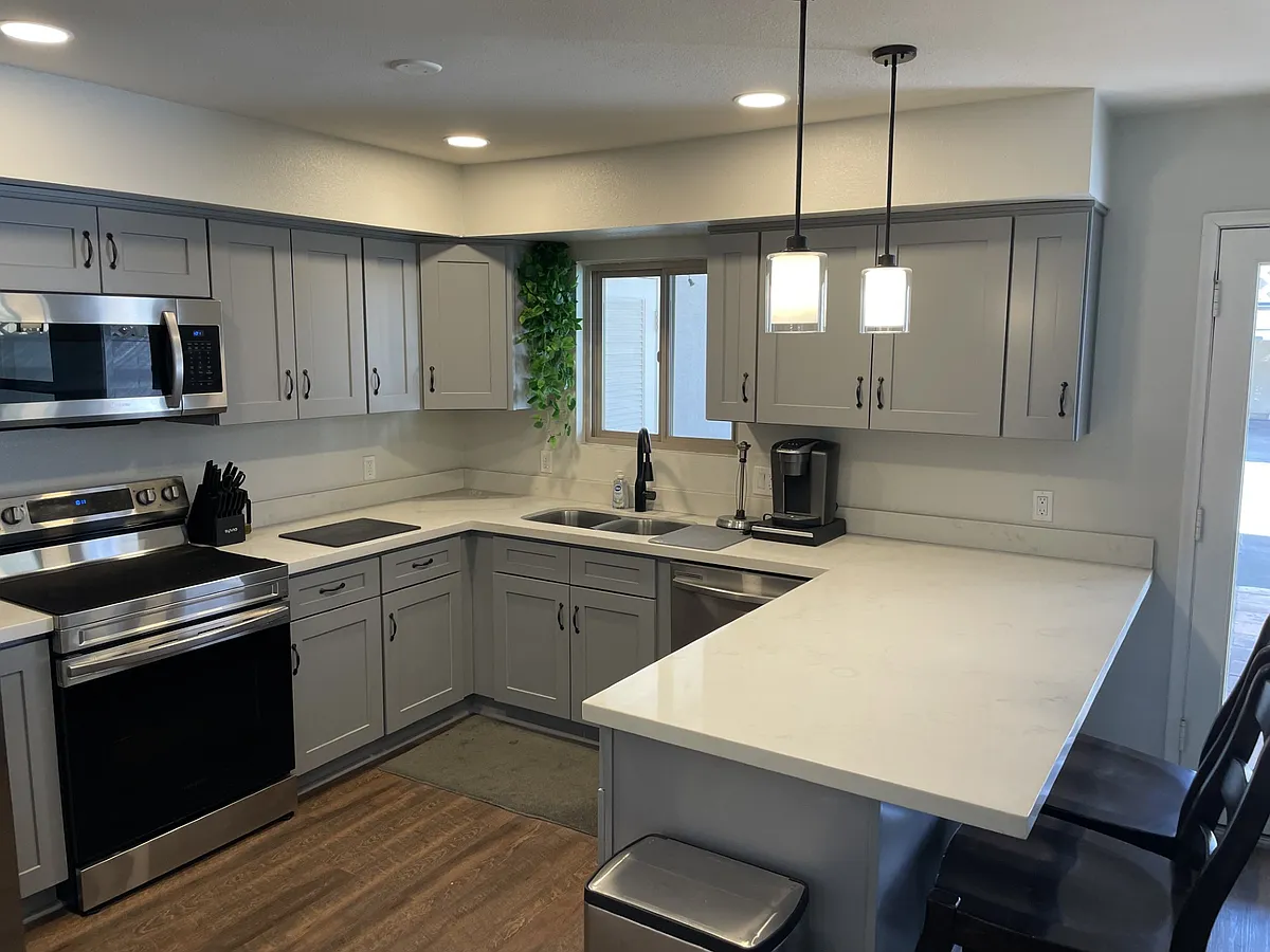 Kitchen - 601 E Palo Verde Dr #29