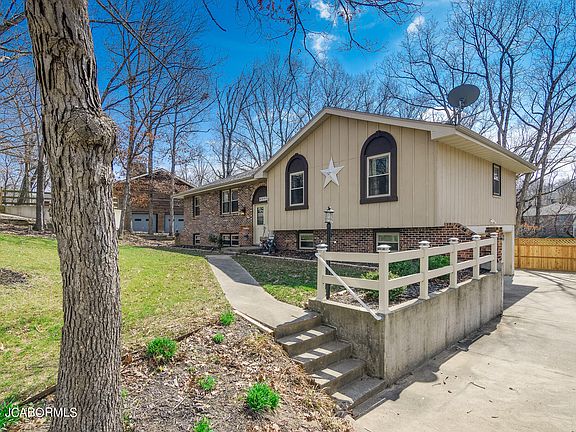 4th image of 4919 Sharon Dr