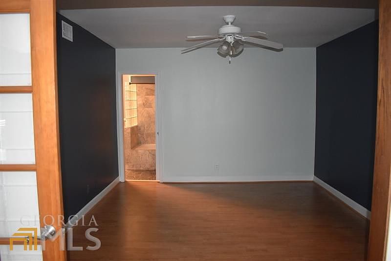 1st image of 1002 Donegal SE Unit 2
