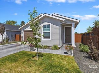 1464 E Prairiefire St, Meridian, ID 83646