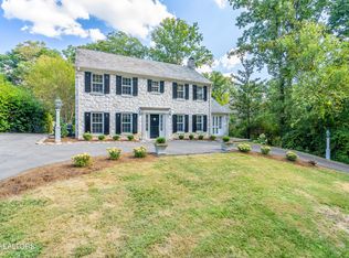 512 Forest Hills Blvd, Knoxville, TN 37919
