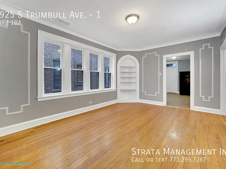 7925 S Trumbull Ave #1 — Photo 8