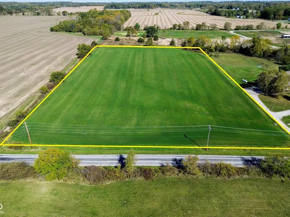 2736 W County Road 300 S, Danville, IN 46122
