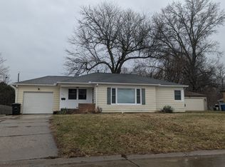 3919 35th St, Rock Island, IL