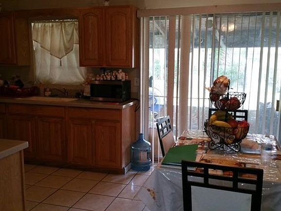 5th image of 1120 Linton Ave