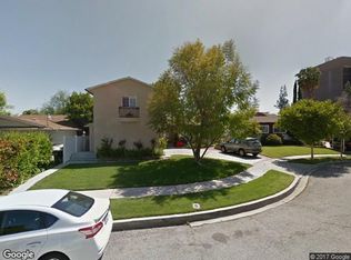 18226 Weddington St, Tarzana, CA 91356
