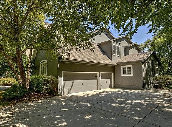 5th image of 11301 W 140th St