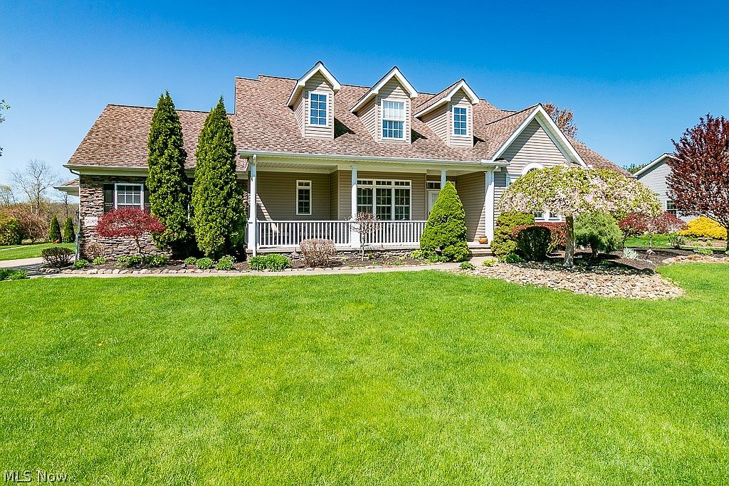 5680 Birdie Ln, Mentor, OH 44060 | Zillow