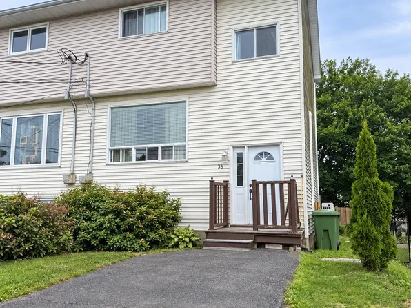 58 Hartlen Ave, Halifax, NS B3R 1R6