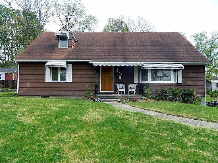 1st image of 430 Victoria Dr