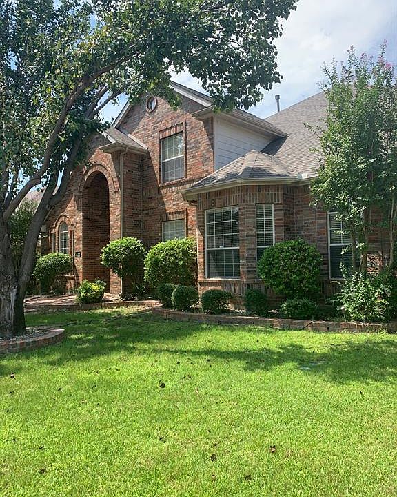 2nd image of 627 Park Highlands Dr