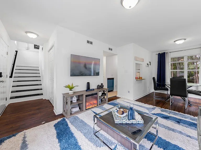 7903 Impala Ln — Photo 6