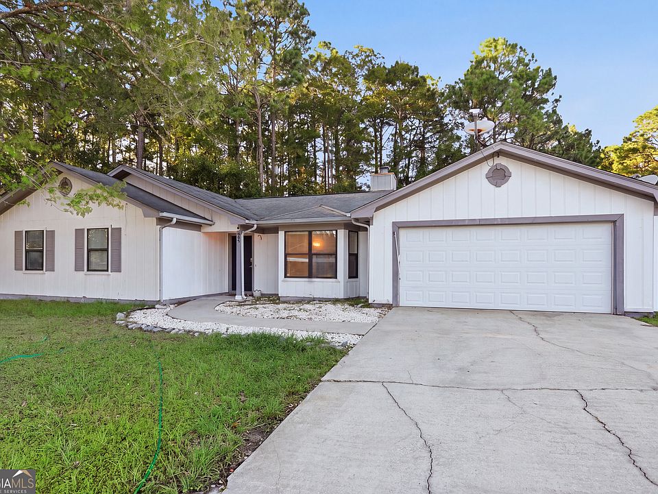 1st image of 803 Regal Rd