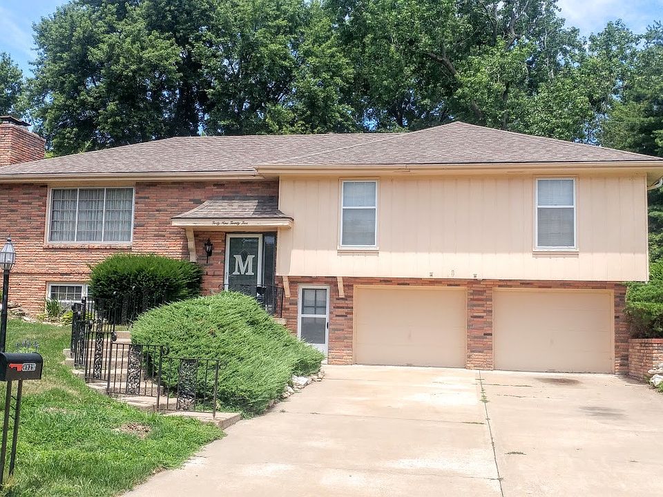 2nd image of 4925 Mockingbird Ln
