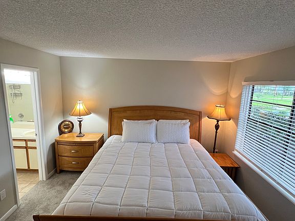 3rd image of 3752 Southpointe Dr #3752
