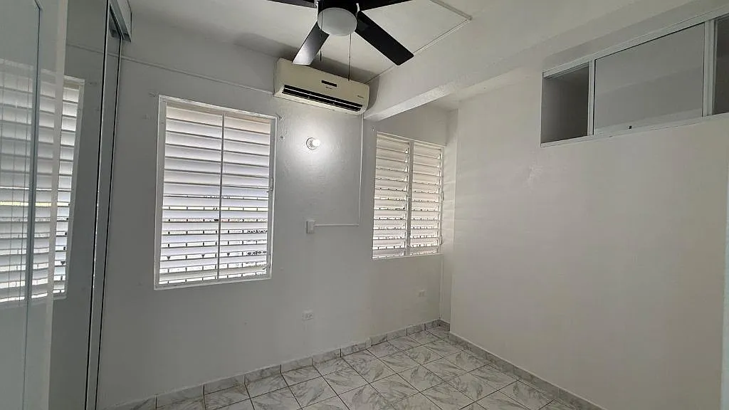 2 bed, 1.0 bath, 550 sqft, $700 — Photo 4