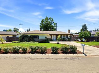 2709 W Royal Oaks Dr, Visalia, CA 93277