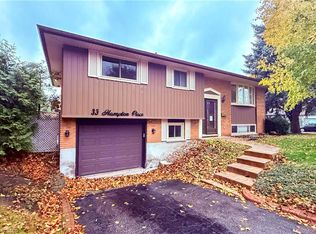 33 Hampton Pl, Kitchener, ON N2B2S4