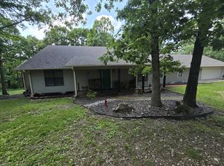 11013 Lakeside Dr, Rogers, AR 72756