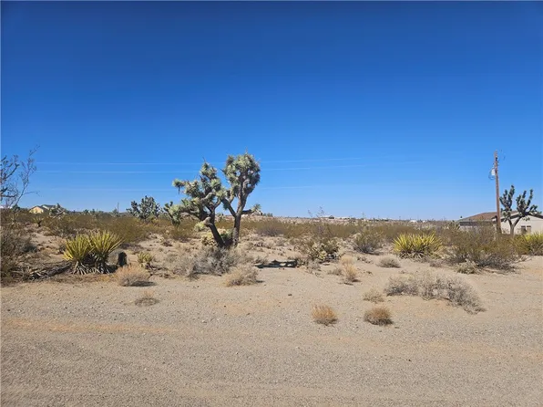 595 E Dellenbaugh Dr, Meadview, AZ 86444