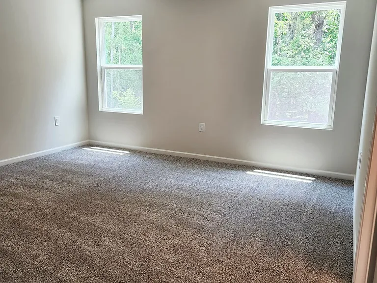 250 Brook Farm Ln — Photo 12