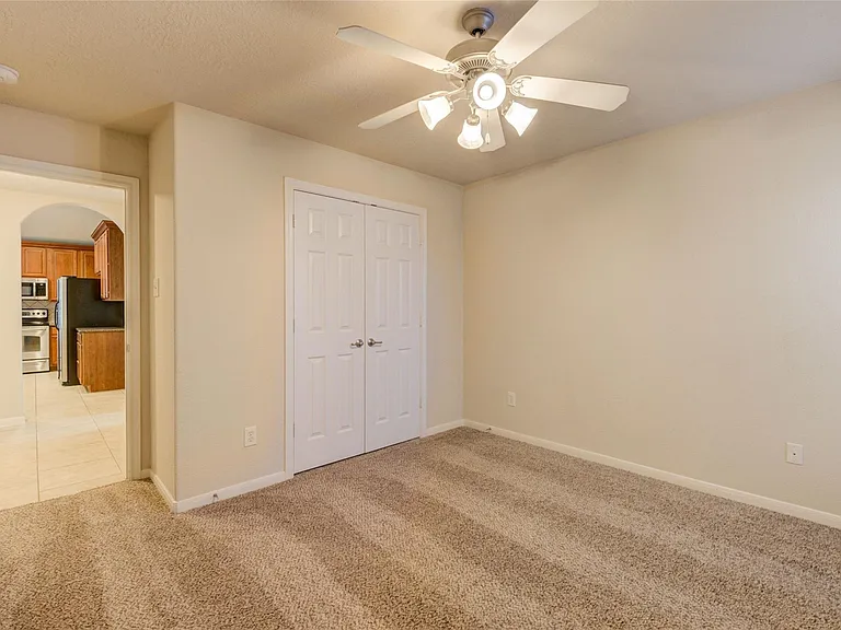 11 Ebony Oaks Pl — Photo 22