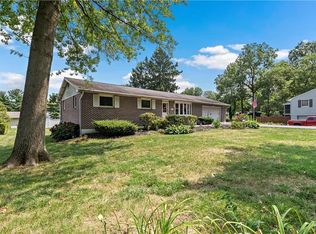 1547 Hardner Dr, Allentown, PA 18103