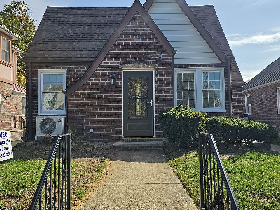 1st image of 13167 Francis Lewis Blvd