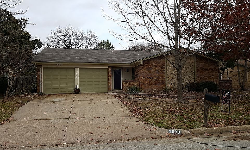 1st image of 3933 Spoonwood Ln