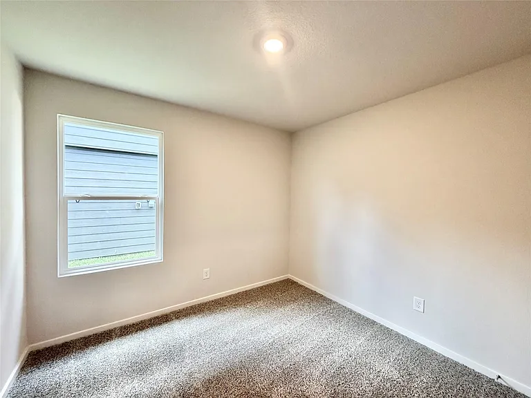 11627 Ruffian Dr — Photo 10