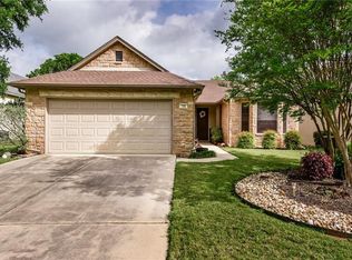 195 Trail Rider Way, Georgetown, TX 78633