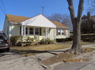 71 Winona St, Providence, RI 02908