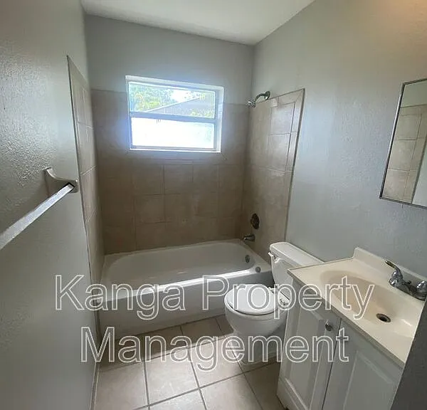 4329 Cocoanut Rd — Photo 15