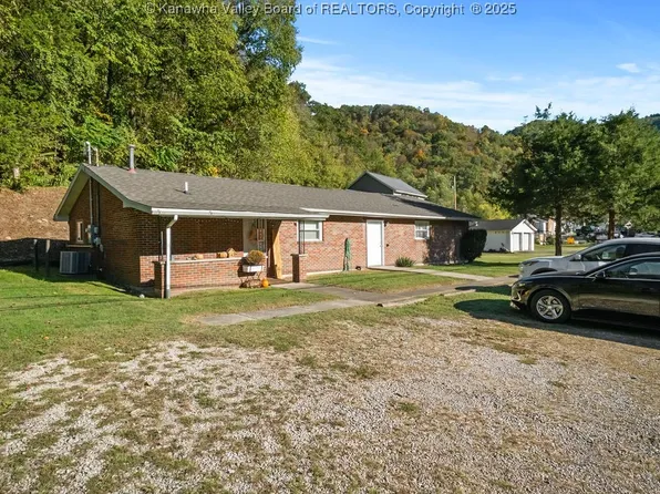 13849 Coal River Rd, Seth, WV 25181