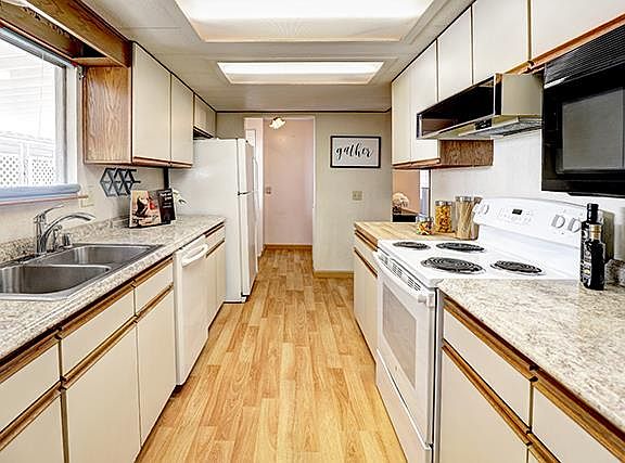 5th image of 186 Walnut Dr #186