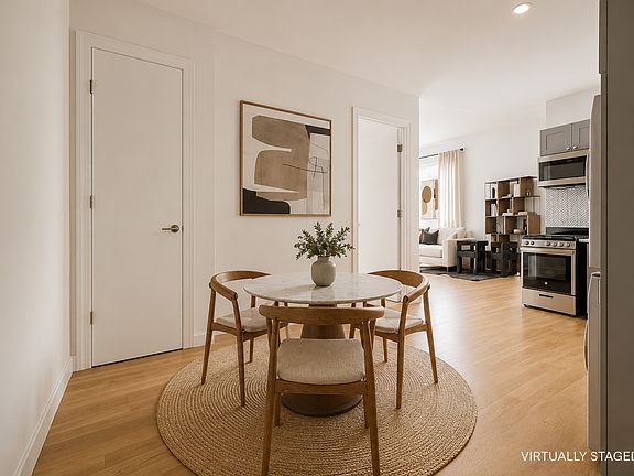 3rd image of 509 12th St APT 4D
