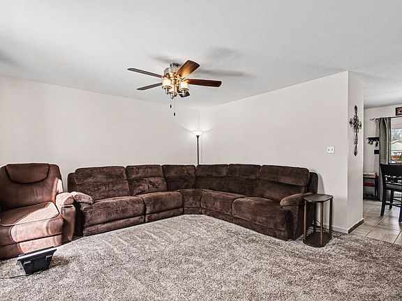 3rd image of 6386 Michael Dr